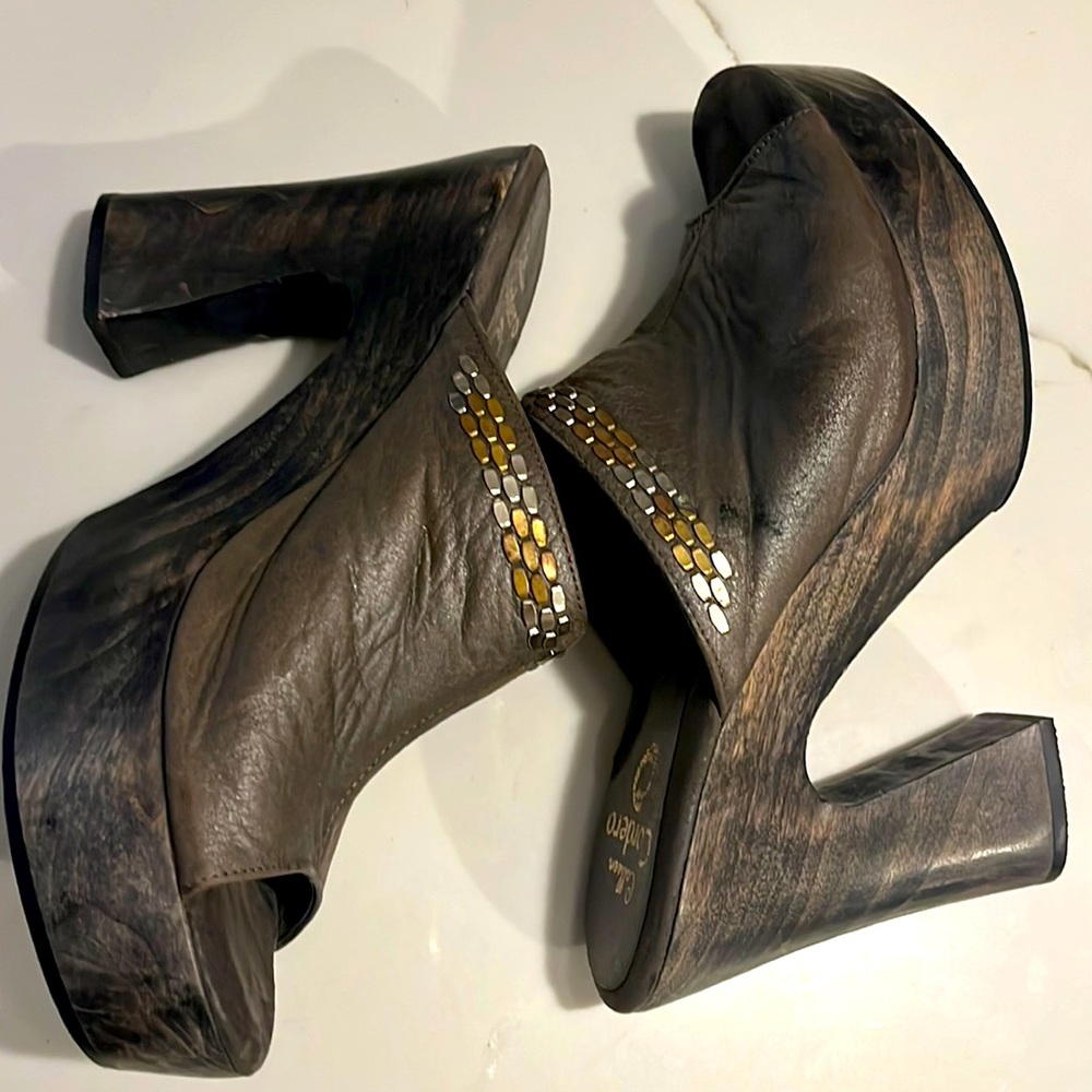 Colleen Cordano LA leather metal studded mules Wooden platform & heel